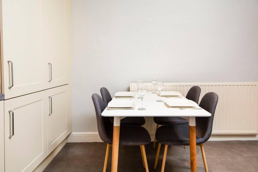 Clifton Spacious 3 Bed Apt & Parking - Simplycheckin 布里斯托 外观 照片
